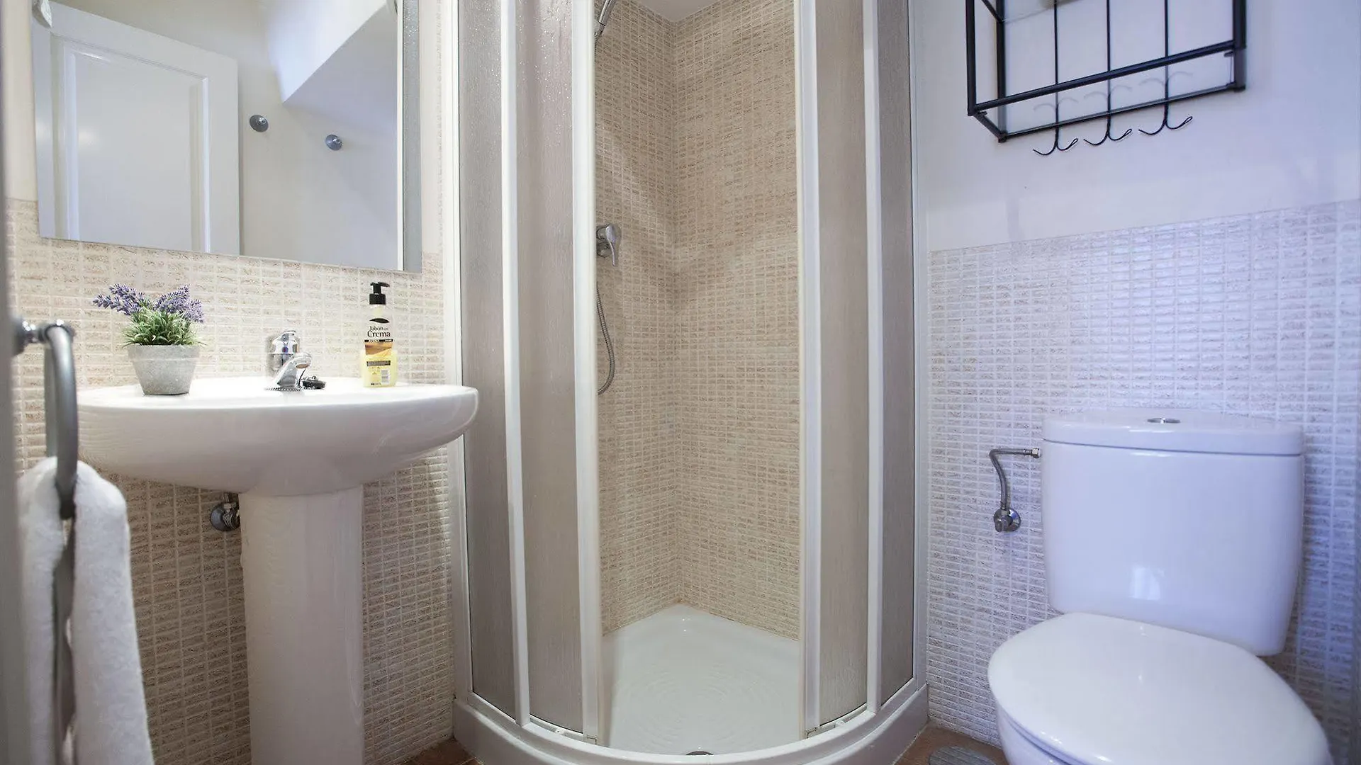 Apartamentos Apr Alcala Madrid Apartment